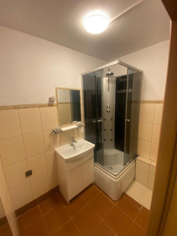 Pokoje Bora-Komorowskiego Warschau Exterior foto
